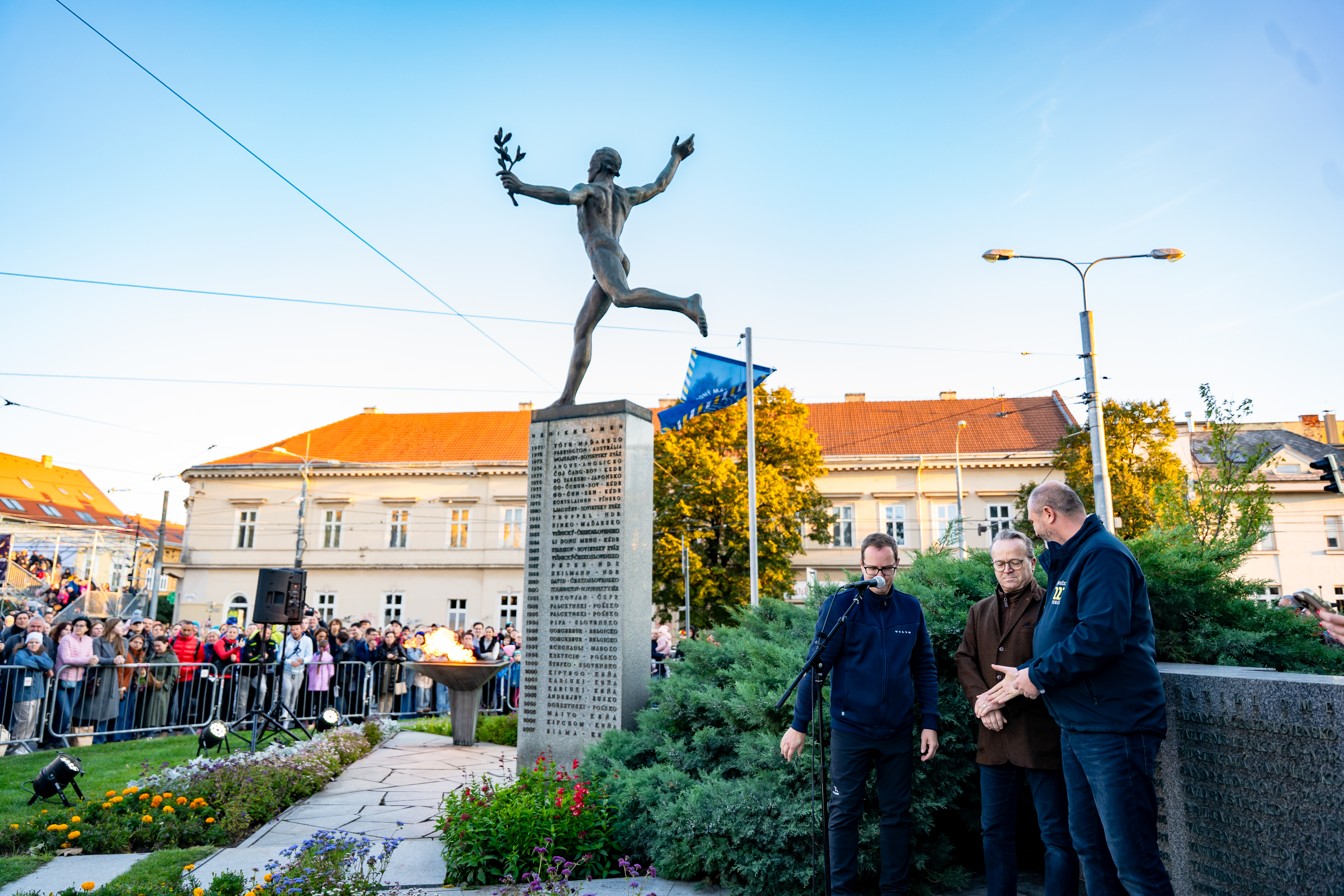 Slavnostne zapalenie Maratonskeho ohna -40